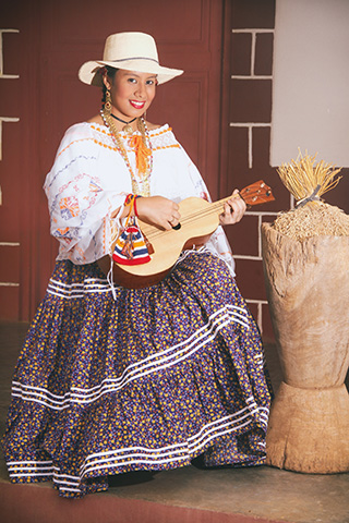 Pollera Montuna de Ocú
