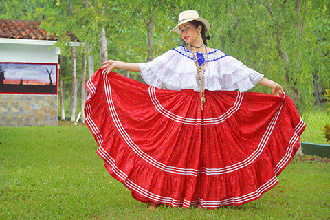 Pollera Montuna de Ocú